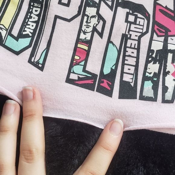 ✨2FOR15$✨Pink Batman Superman Crop Top - Picture 7 of 8
